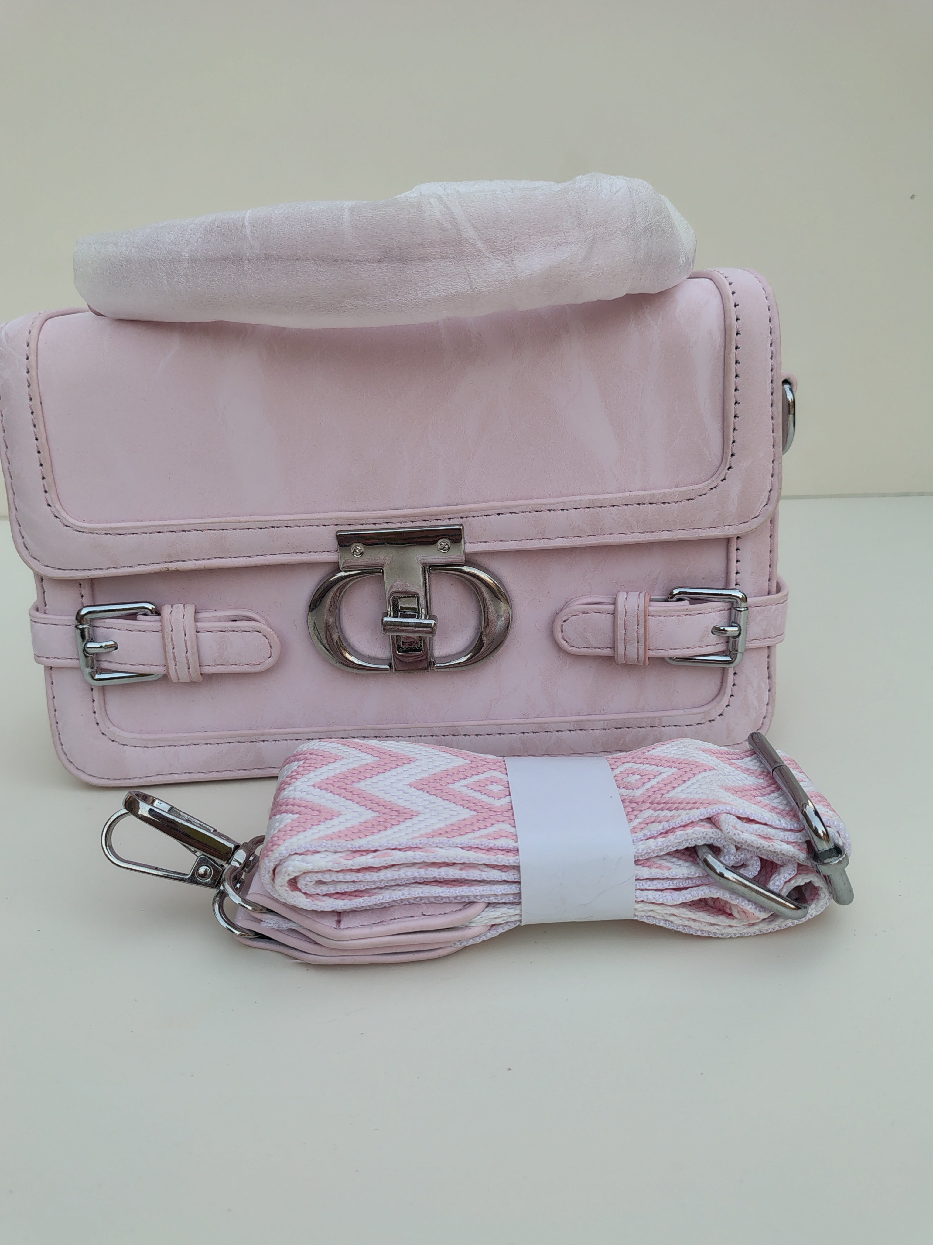 Blush Pink Buckle Handbag – Structured Mini Satchel