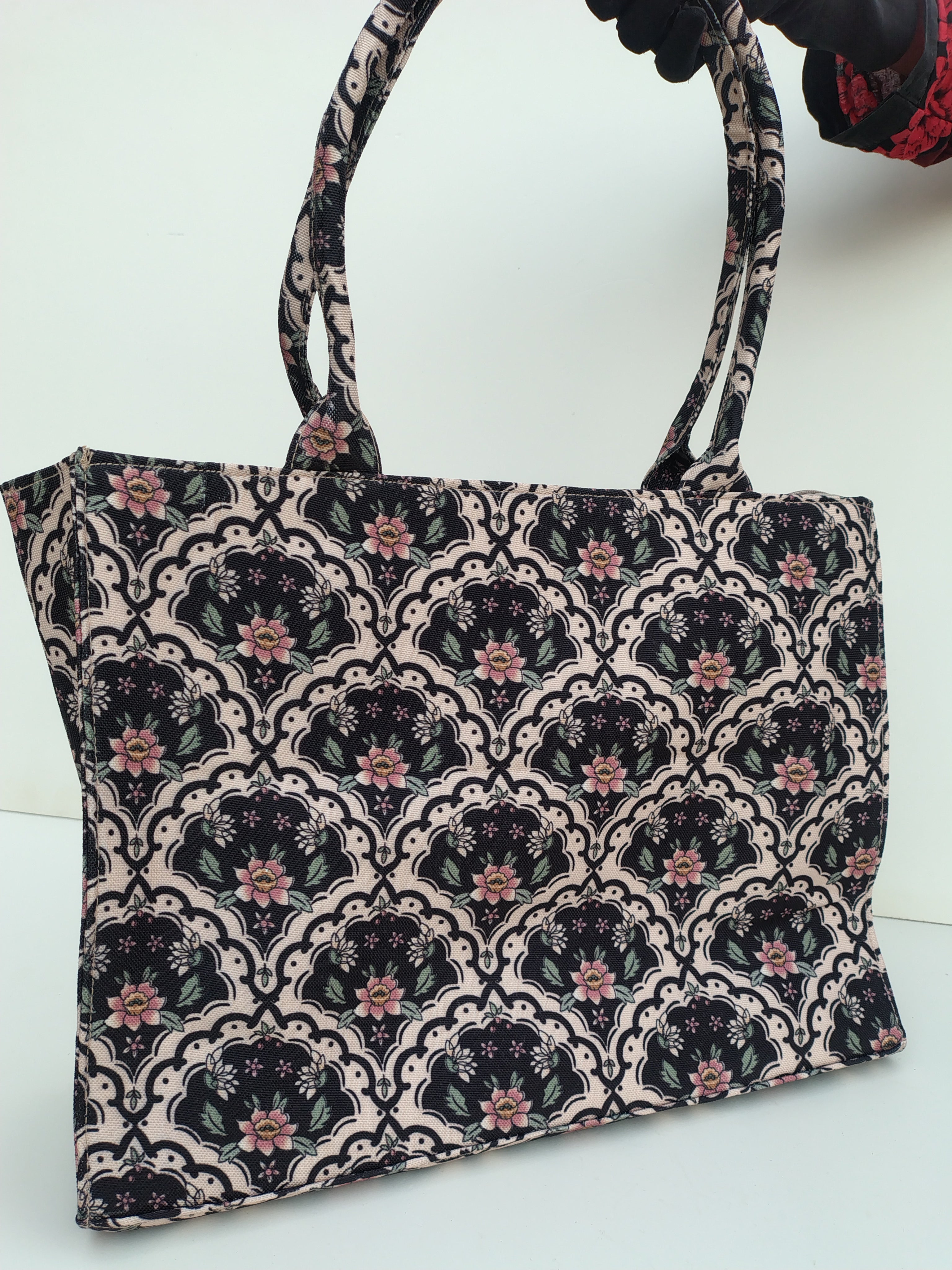 Hellebury Noir Blossom Tote Bag – Vintage Floral Pattern Canvas Handbag