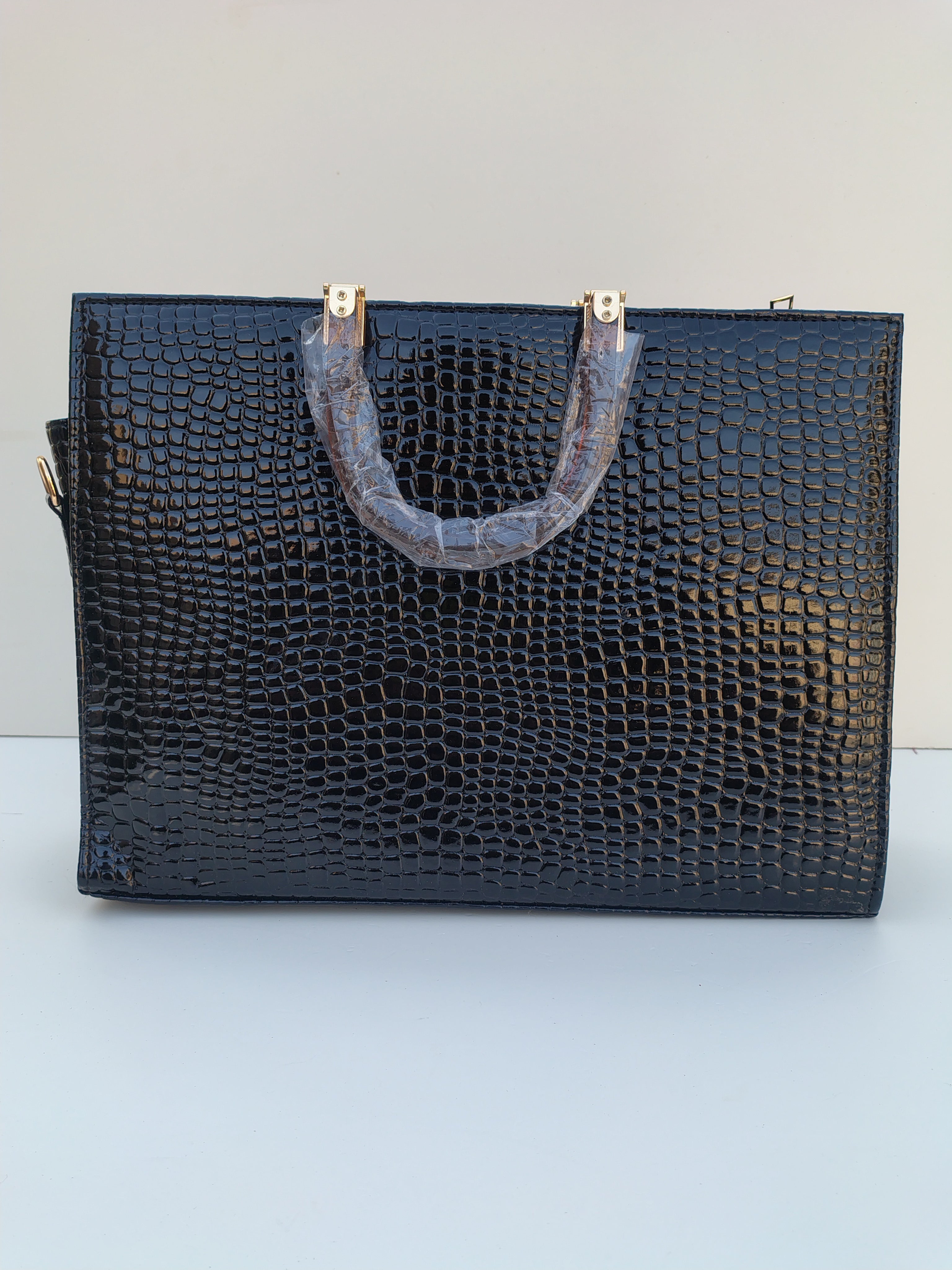 YSL-Inspired Croc-Textured Handbag – Classic White Luxury Tote