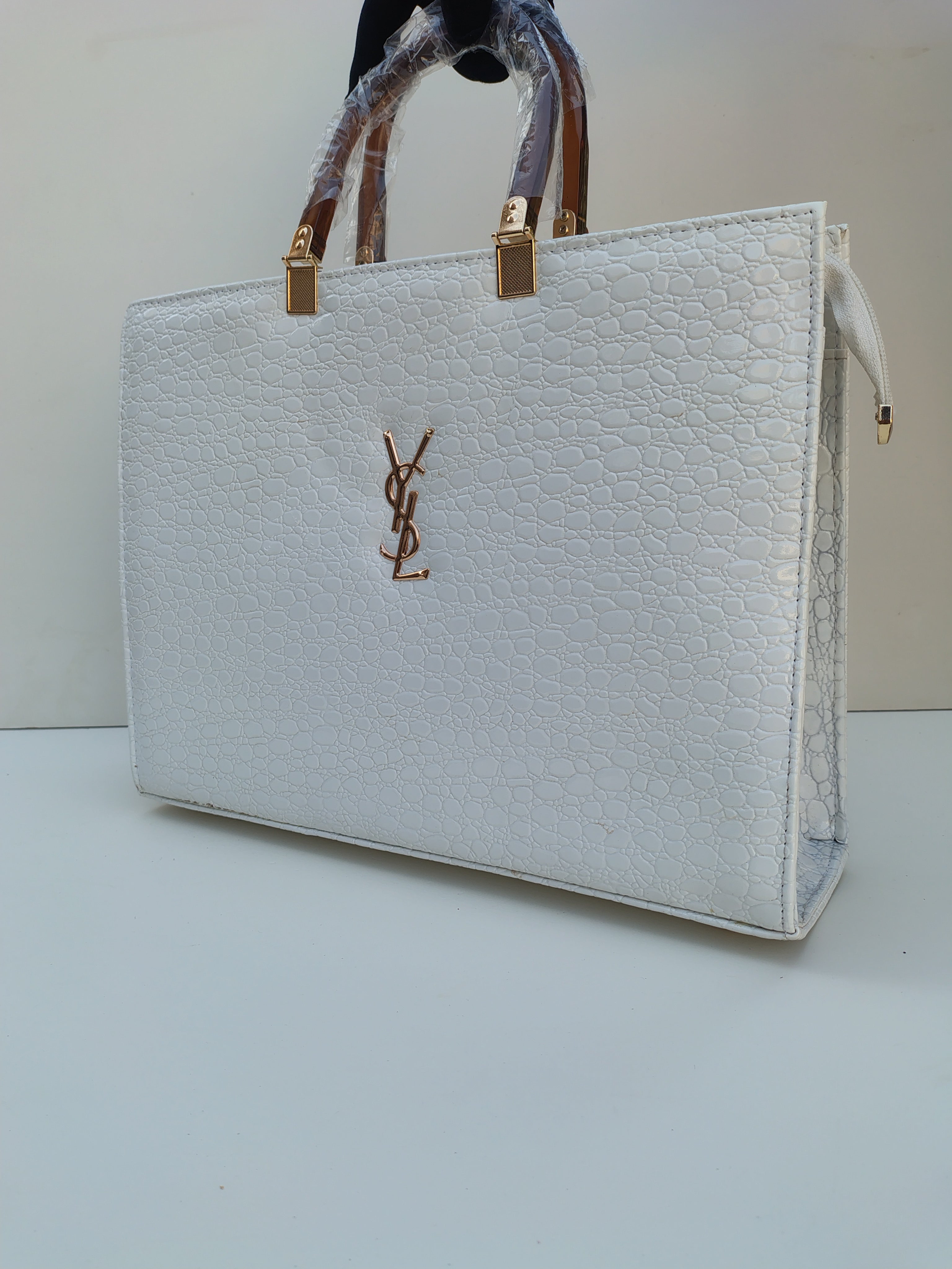 YSL-Inspired Croc-Textured Handbag – Classic White Luxury Tote