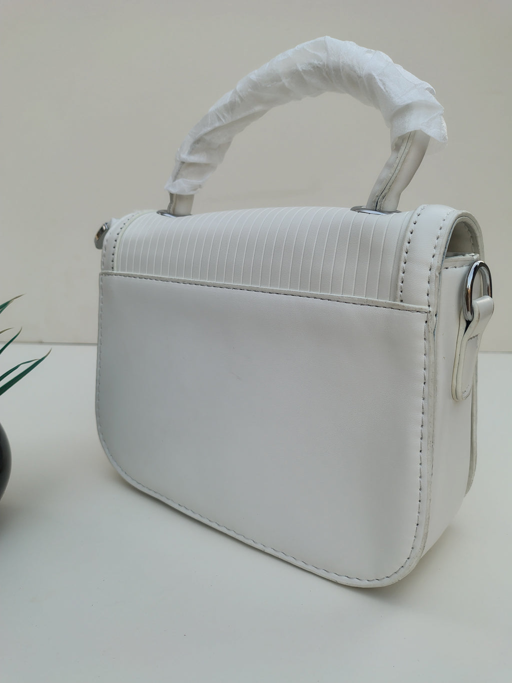 Classic White “D” Handbag – Minimalist Asymmetric Flap Design