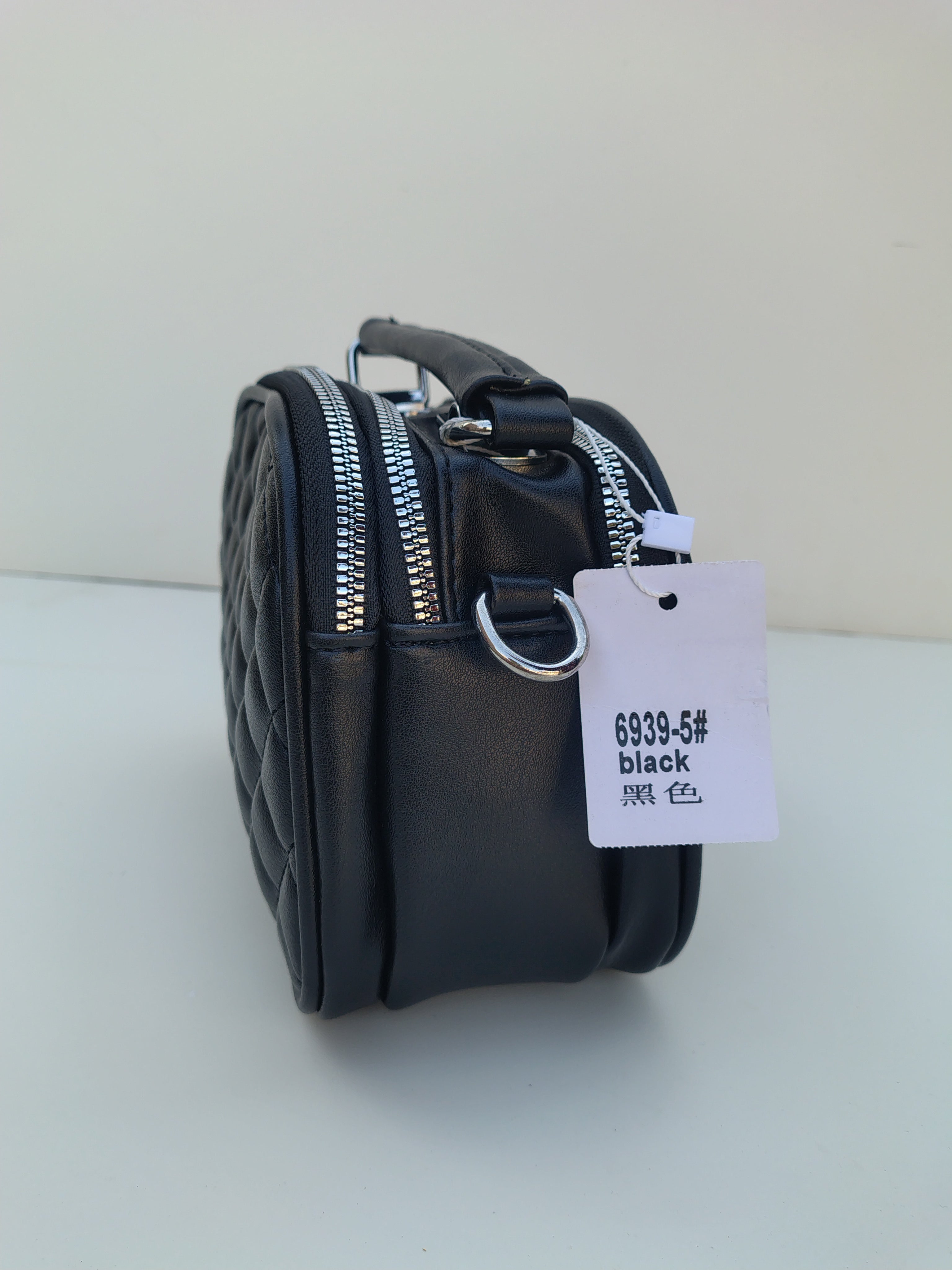 Black Quilted Mini Handbag – Chain Tassel Crossbody
