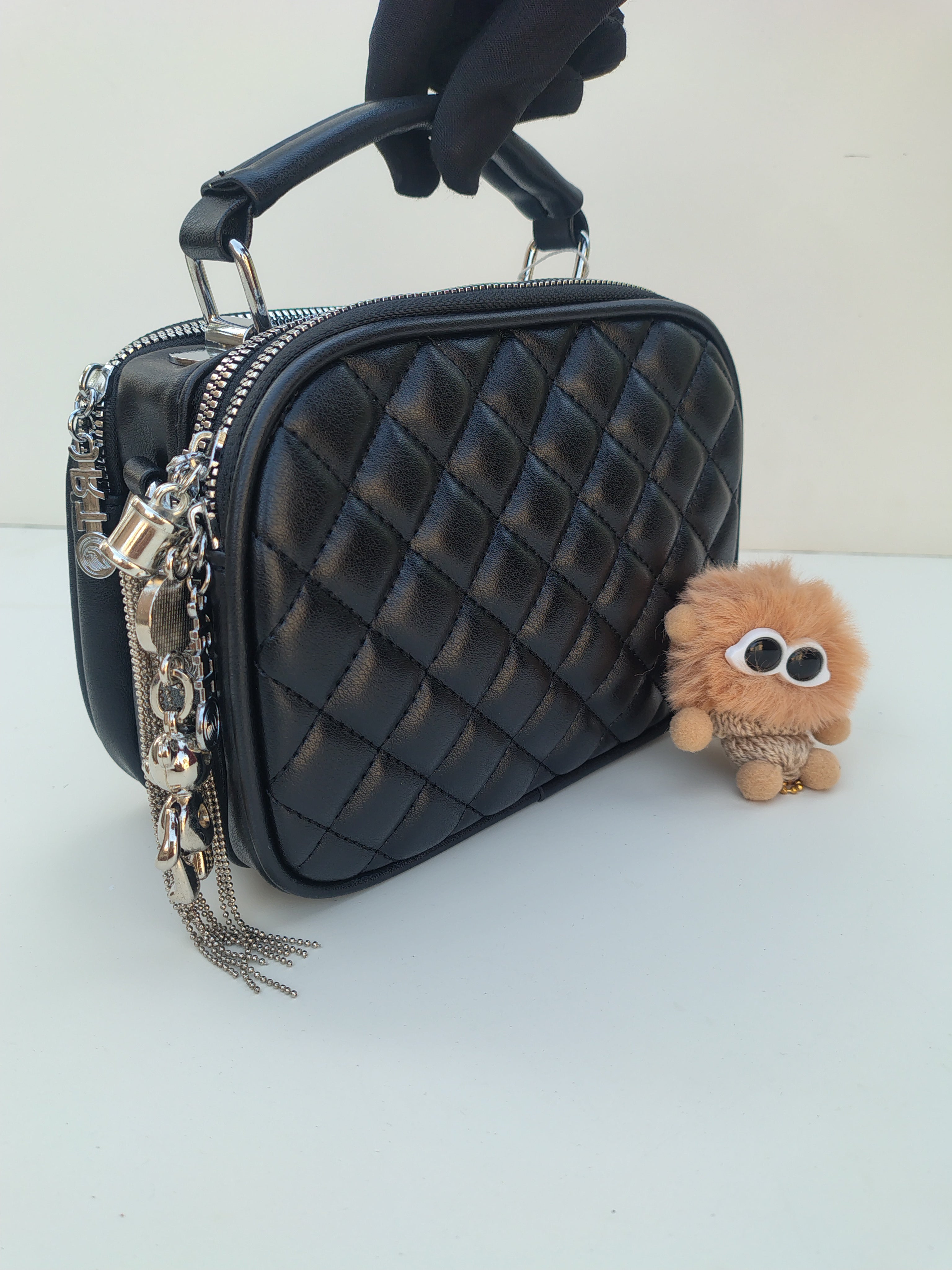 Black Quilted Mini Handbag – Chain Tassel Crossbody