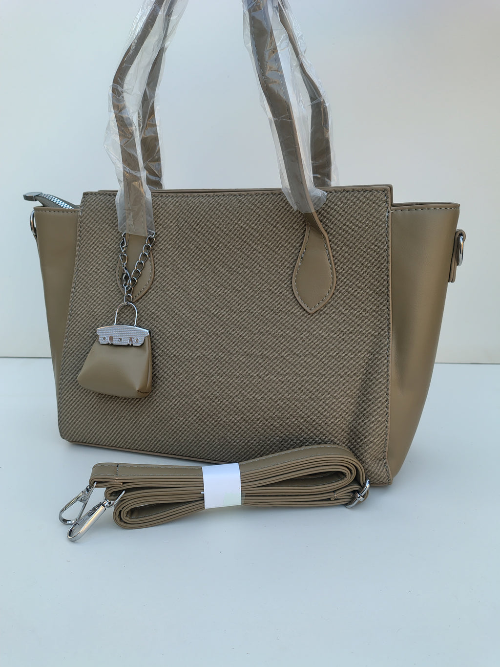 Beige Textured Tote Bag – Everyday Elegance Edition