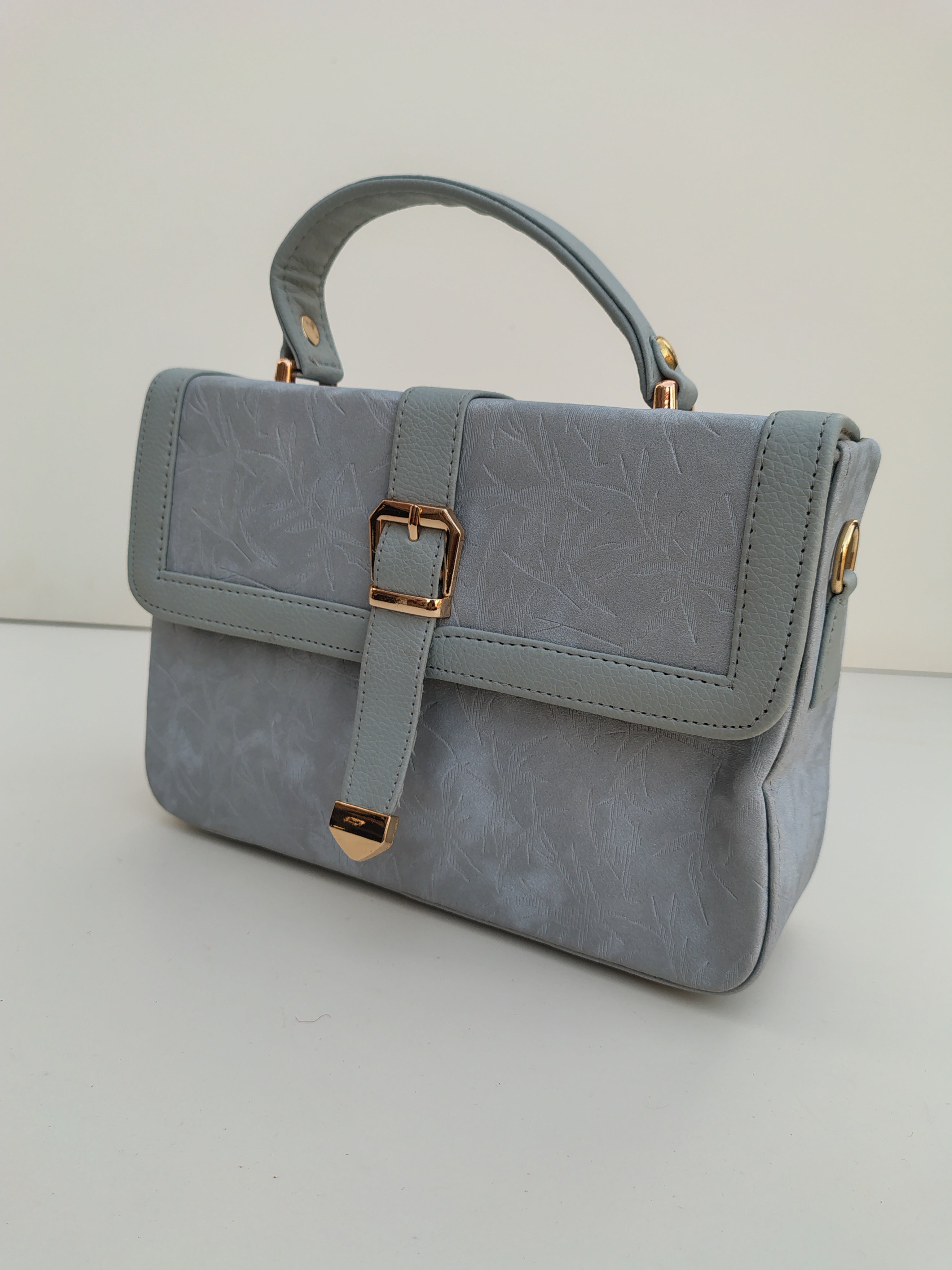Pastel Blue Structured Handbag with Gold Buckle – Elegant Everyday Purse