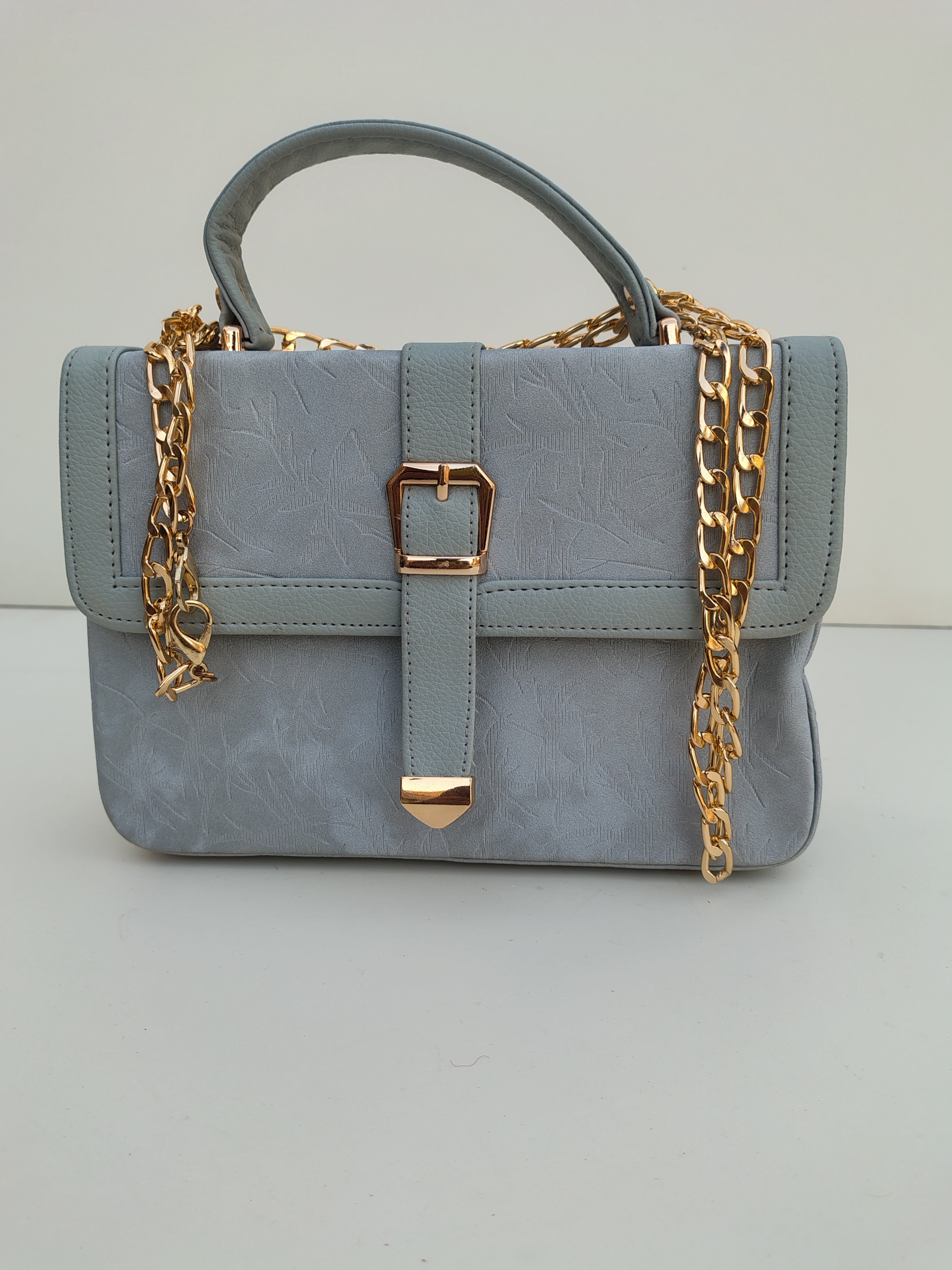 Pastel Blue Structured Handbag with Gold Buckle – Elegant Everyday Purse